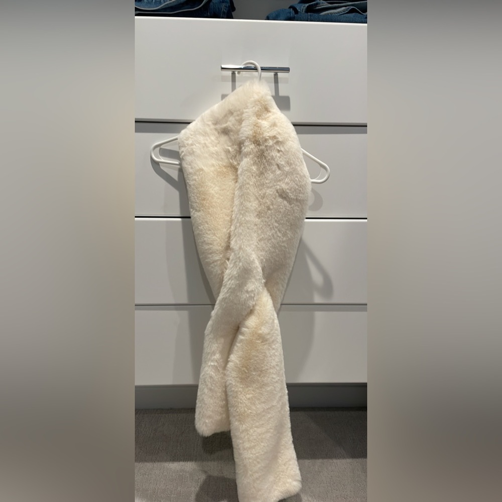 Off white fur scarf